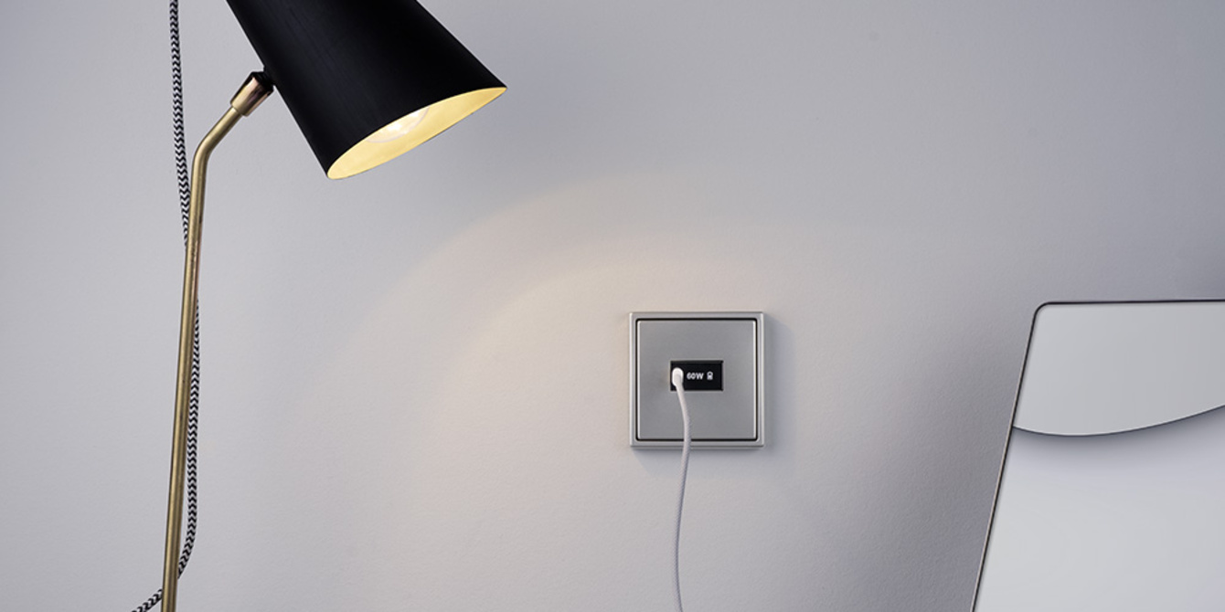 Ladegerät USB PD 60 bei Bechteler Elektrotechnik GmbH in Aying